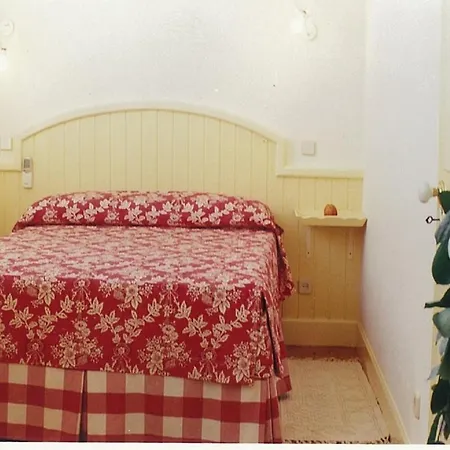 Hostal Casa Ancoras - Figueira Da Foz-buarcos *
