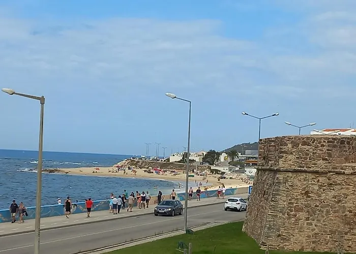 Casa Ancoras - Figueira Da Foz-buarcos Hostal Buarcos